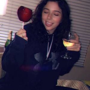 Meet your Posher, Paula